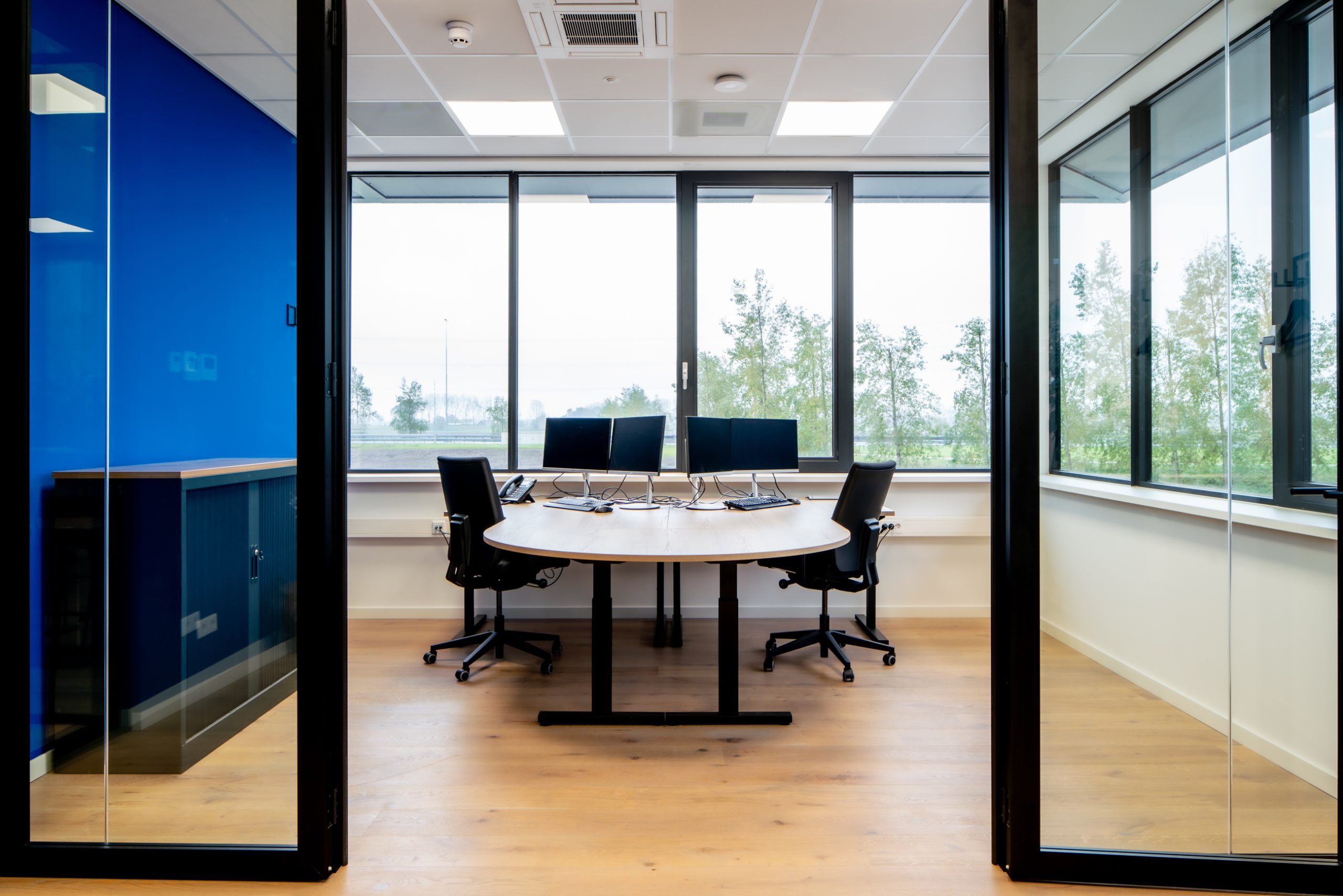 Functionele kantoorinrichting voor Huize Horeca, passend bij hun dynamische horecagroothandel.